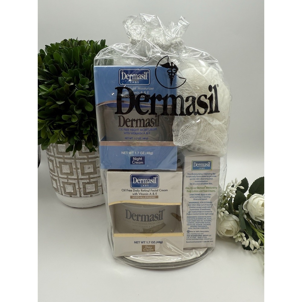 Dermasil Treatment Set Lotion Cream Bar & Pouf, Vitamin A&E Dry Skin Care Gift‎